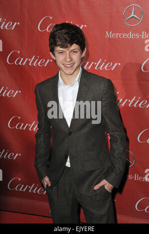 PALM SPRINGS, CA - 5 janvier 2013 : Tom Holland lors du Gala de remise des prix pour le 2013 Festival International du Film de Palm Springs. Banque D'Images