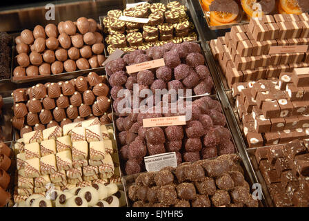 Odone pastry in Turin (Piémont, Italie), bonbons au chocolat typique Banque D'Images