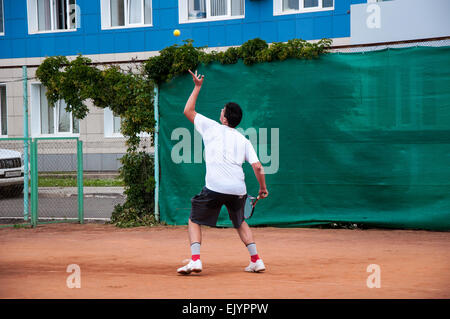 , Région d'Orenbourg, Russie, 18 juin, 2014 année. Compétitions de tennis junior Banque D'Images