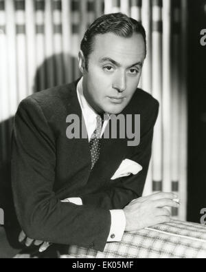 CHARLES BOYER (1899-1978) acteur de cinéma français à propos de 1940 Banque D'Images