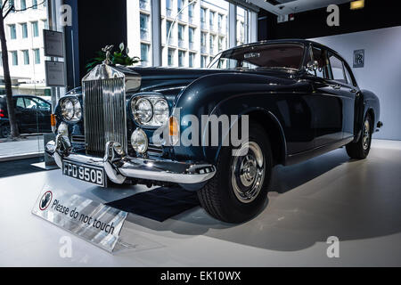 Salle d'exposition. Rolls-Royce Silver Cloud III Banque D'Images