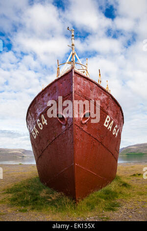 Des naufragés plus ancien navire d'acier en Islande. Banque D'Images