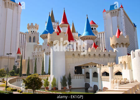 Las Vegas, Nevada, USA - 21 octobre 2013 : l'excalibur Hotel and Casino à Las Vegas. excalibur a été ouvert en 1990 et offre maintenant à ses clients 100 000 pi² casino avec plus de 1 700 machines à sous Banque D'Images