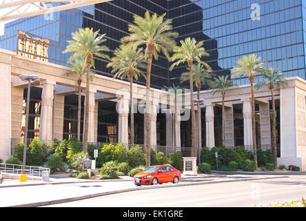 Las Vegas, Nevada, USA - 21 octobre 2013 : Luxor Hotel and Casino à Las Vegas. theme hotel Egypte et il a été ouvert en 1993 Banque D'Images