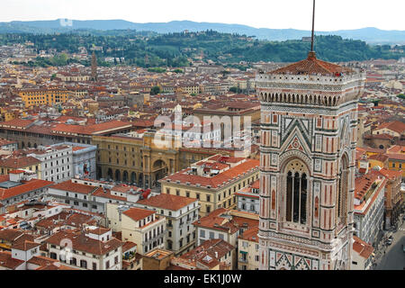 Florence, Italie - mai 08, 2014 : Vue de dessus du centre historique de Florence, Italie Banque D'Images