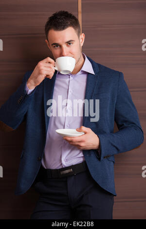 Beau mec Banque D'Images