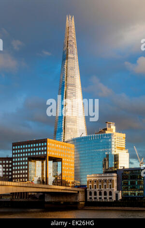 Le Shard London Bridge et quart, Londres, Angleterre Banque D'Images