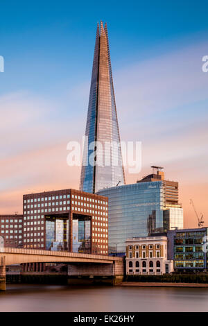 Le Shard et London Bridge, Londres, Angleterre Banque D'Images