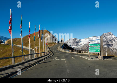 Hochalpenstrasse, vue d'en haut pour le Grossglockner, Autriche Banque D'Images