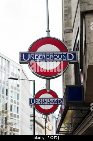 Le parc de St James, Londres signe de la station de métro Banque D'Images