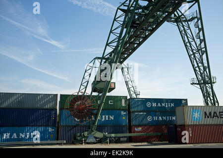 HGK terminal à conteneurs, Niehl, Cologne, Allemagne. Banque D'Images