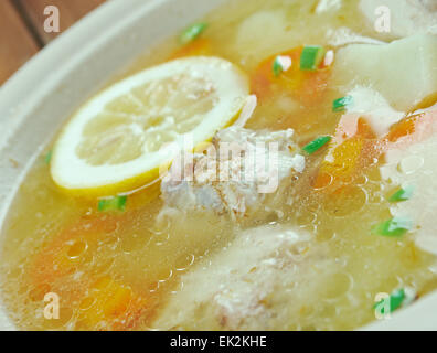 Poulet au citron Soupe Orzo close up Banque D'Images