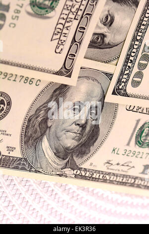 Vue en gros de billets en dollars Banque D'Images