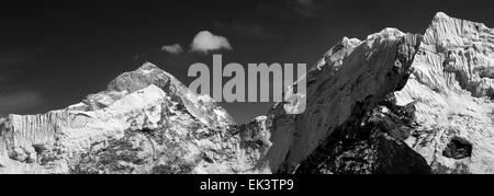 L'Island Peak mountain ( Imja Tse ), camp de base de l'Everest trek, parc national de Sagarmatha, UNESCO World Heritage Site, Solu-Khumbu Banque D'Images