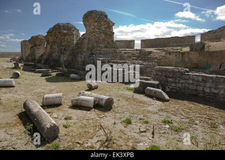 Le théâtre romain à Regina est situé à environ 1 km de la ville de Casa de Reina à côté les célèbres ruines de la ville romaine Banque D'Images