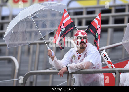 Tokyo, Japon. 5ème apr 2015. Fans Rugby : 2014-15 IRB Sevens World Series, Tokyo Sevens 2015, au Prince Chichibu Memorial Stadium à Tokyo, au Japon . © AFLO SPORT/Alamy Live News Banque D'Images