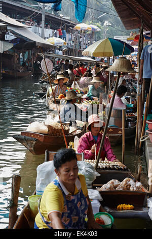 Thaïlande, Bangkok : 14 mars 2007 - Le Marché flottant - Éditorial Banque D'Images