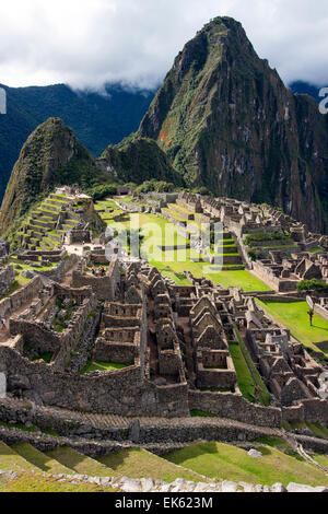 La citadelle Inca du Machu Picchu au Pérou, Amérique du Sud. Banque D'Images