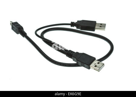 Câble USB isolé sur fond blanc Banque D'Images