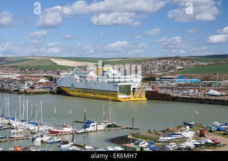 DFDS Seaways ferry au port de Newhaven Ferry à East Sussex Angleterre Royaume-Uni Royaume-Uni Banque D'Images