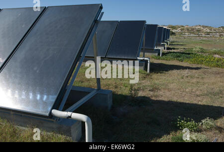 L'énergie solaire thermique (STE), une technologie innovante pour exploiter l'énergie solaire pour l'énergie thermique (chaleur), situé à côté de Penic Banque D'Images