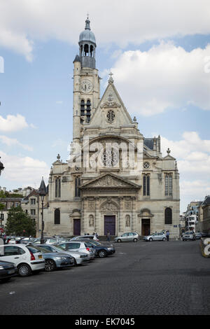 Église Saint-Étienne-du-Mont church est situé sur la Montagne Sainte-Geneviève dans le 5ème arrondissement de Paris, France. Banque D'Images