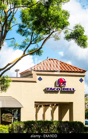 Un restaurant Taco Bell à Modesto en Californie Banque D'Images