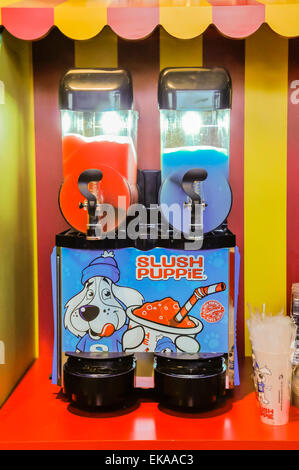 Slush Puppie boisson glacée machine Banque D'Images