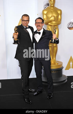 LOS ANGELES, CA - le 22 février 2015 : Matt Kirby & James Lucas lors de la 87e assemblée annuelle de l'Academy Awards, Kodak Theater de Hollywood. Banque D'Images