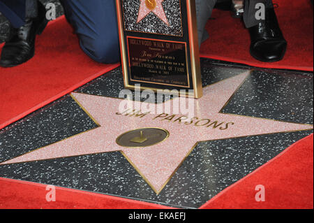 LOS ANGELES, CA - le 11 mars 2015 Acteur : Jim Parsons est honorée avec le 2,545ème étoile sur le Hollywood Walk of Fame. Banque D'Images