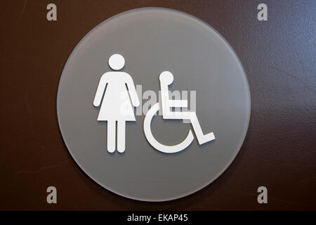 Women's restroom sign dans un Peet's Coffee shop à Oakland, Californie. Banque D'Images