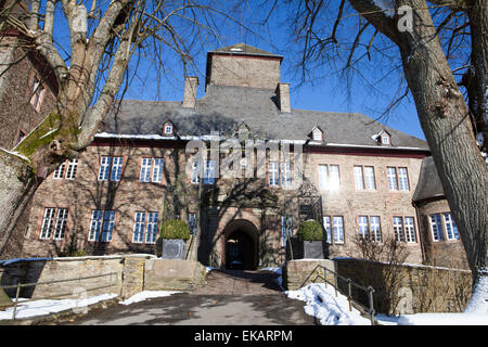 Le Château Burg Schnellenberg, ville hanséatique de Attendorn, région du Sauerland, Nordrhein-Westfalen, Germany, Europe Banque D'Images