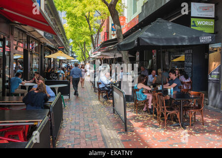 Diners appréciant les Melbourne café et restaurant strip Lane Matériel Banque D'Images