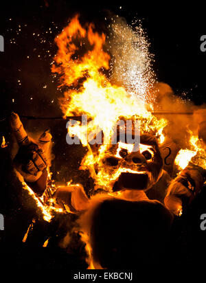 L'incendie de Zozobra début septembre est une partie de la célébration de la Fiesta de Santa Fe. Banque D'Images