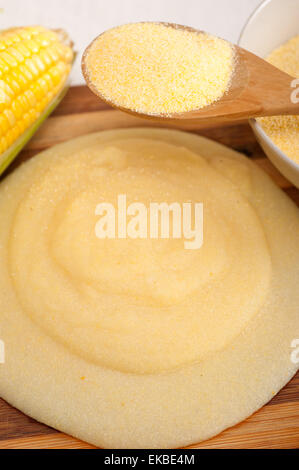 La polenta de farine de maïs maïs cream Banque D'Images