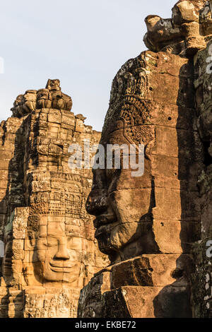 Face à quatre tours à Prasat du Bayon, Angkor Thom, Angkor, l'UNESCO, Siem Reap, Cambodge, Indochine, Asie du Sud, Asie Banque D'Images