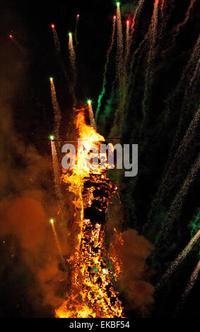 L'incendie de Zozobra début septembre est une partie de la célébration de la Fiesta de Santa Fe. Banque D'Images