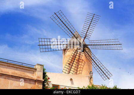 Moulins à vent classique de baléares à Palma de Majorque Banque D'Images
