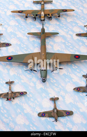 WW2 British Airfix Model Army Aviation le ciel nuage un contexte Banque D'Images