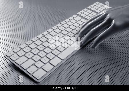 Clavier de l'ordinateur de main d'argent aluminium Banque D'Images