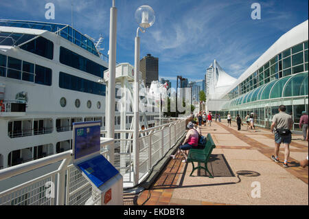 Bateau de croisière amarré à Canada Place Vancouver British Columbia terminal Banque D'Images