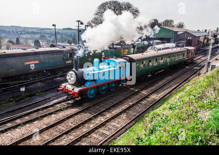 Thomas le réservoir du moteur au cours de la semaine de Thomas sur la ligne de cresson, Ropley, milieu Hants Railway, Hampshire. Angleterre, Royaume-Uni Banque D'Images