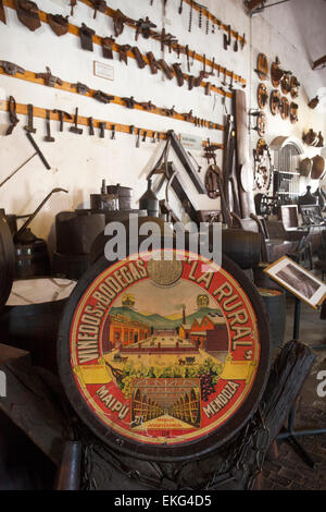 Musée de l'intérieur du vin Bodega La Rural. Maipu, Mendoza. L'Argentine. Banque D'Images