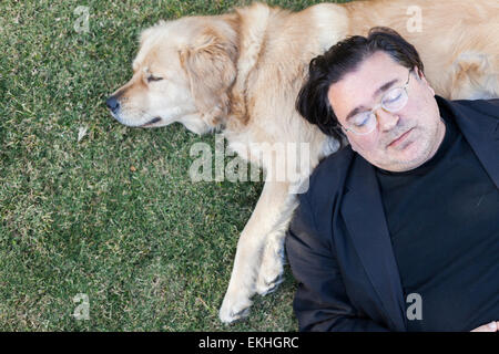 LOA Angeles, CA - le 18 décembre : écrivain et chroniqueur néerlandais Leon De Winter à Los Angeles Californie le 18 décembre 2009. Banque D'Images