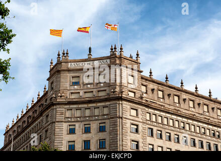 Office de banque espagnole Banco de España, dans le centre-ville de Barcelone, Espagne, contre un ciel bleu Banque D'Images