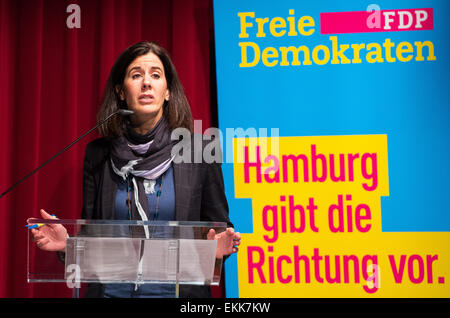 Hambourg, Allemagne. 10 avr, 2015. Président de l'état FDP pour Hambourg Katja Suding donne la parole lors de la conférence du parti FDP à Hambourg, Allemagne, 10 avril 2015. Photo : Daniel Bockwoldt/dpa/Alamy Live News Banque D'Images