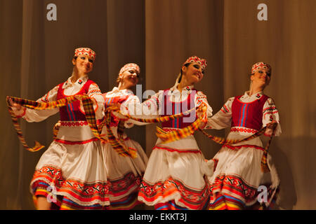 Spectacle de danse folklorique, Minsk, Bélarus Banque D'Images