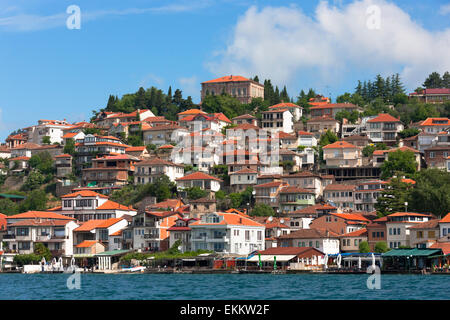 La ville d'Ohrid sur la rive du lac Ohrid, République de Macédoine Banque D'Images