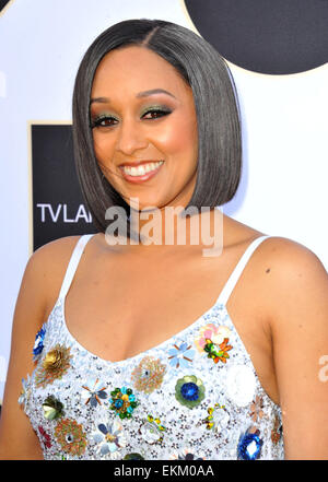 Los Angeles, Californie, USA. Apr 11, 2015. Tia Mowry participant à la 2015 TV Land Awards tenue au Saban Theatre de Los Angeles, Californie le 11 avril 2015. 2015 : Crédit D. Long/Globe Photos/ZUMA/Alamy Fil Live News Banque D'Images