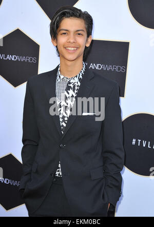 Los Angeles, Californie, USA. Apr 11, 2015. Xolo Mariduena participant à la 2015 TV Land Awards tenue au Saban Theatre de Los Angeles, Californie le 11 avril 2015. 2015 : Crédit D. Long/Globe Photos/ZUMA/Alamy Fil Live News Banque D'Images